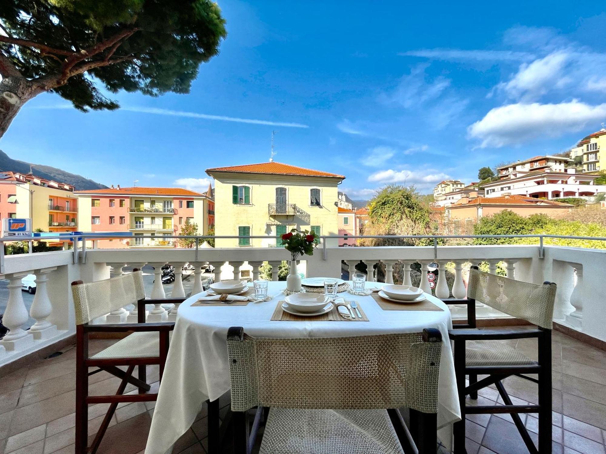 Villa Migliorini Lusso & Comfort In Finalborgo. Finale Ligure Exterior foto